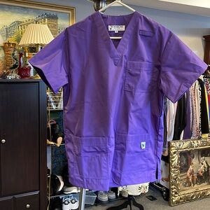 NWT Dove Professional Apparel Top Purple Size S | Scrub Top with Wide Pockets